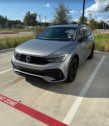 Silver Volkswagen Tiguan with a freshly detailed, streak-free exterior